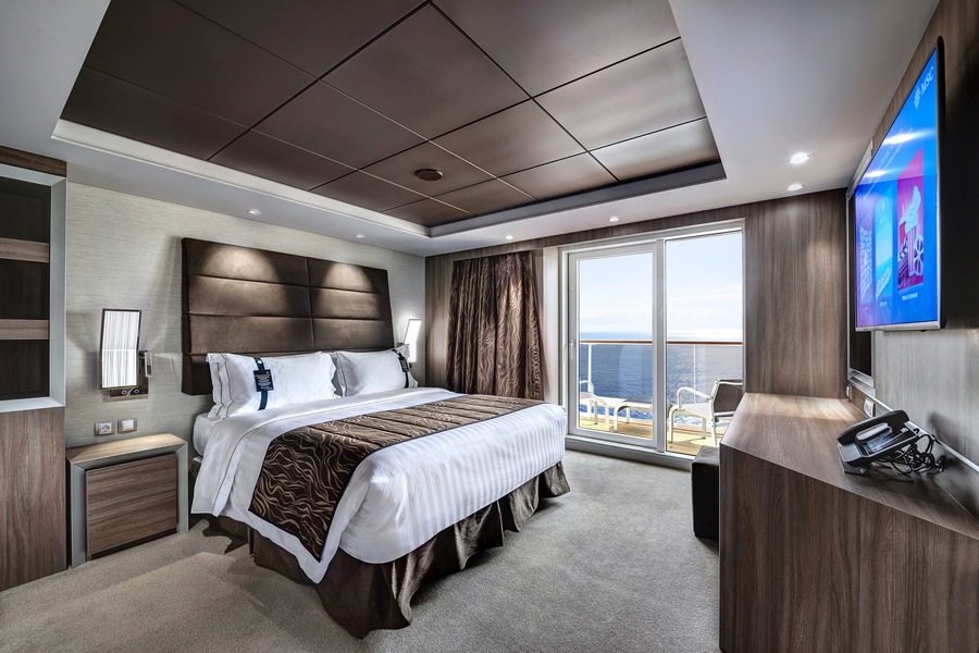 MSC Cruises MSC Meraviglia MSC Yacht Club Royal Suite - Credits - MSC Rights - Ivan Sarfatti 5.jpg